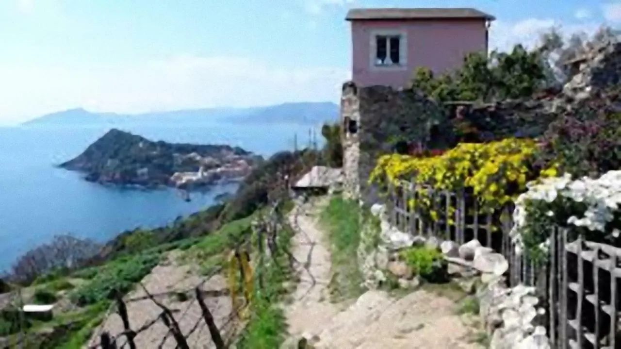 Ferienwohnung The Sea From The Hills Casarza Ligure 0*,  Italien